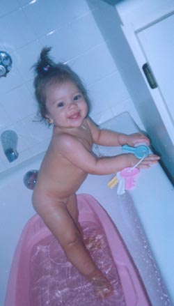 bathkaely7months.jpg